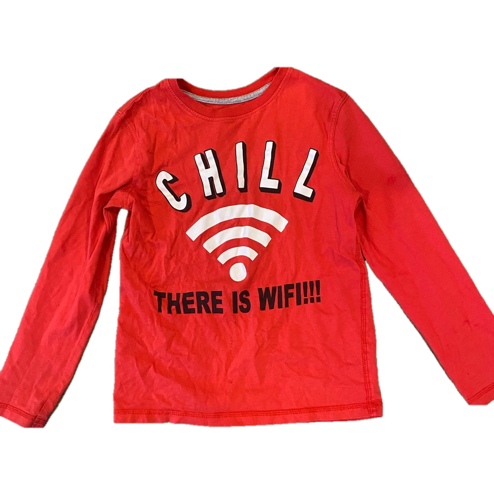 Boys size med (7-8) long sleeve top